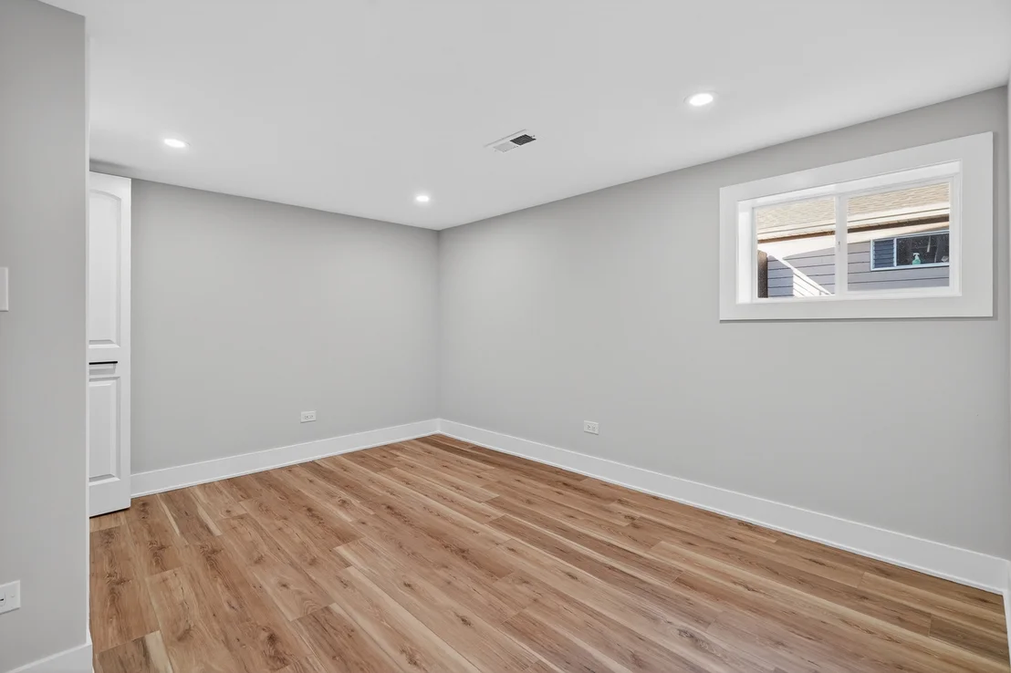 Photo of 5733 W 83rd Place