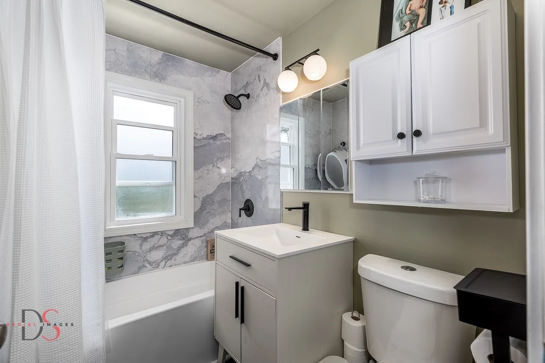 Photo of 130 Riverview Drive