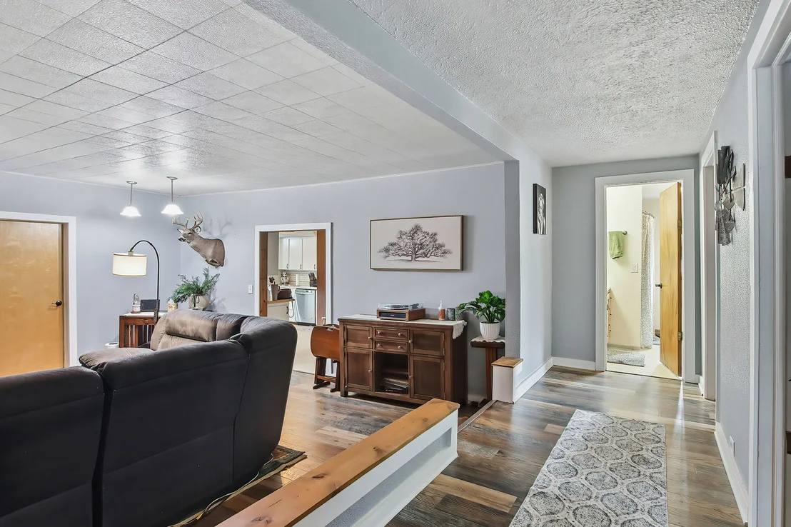Photo of 33834 Hillcrest Drive