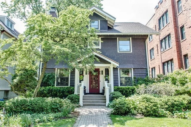 Photo of 1124 MAPLE Avenue