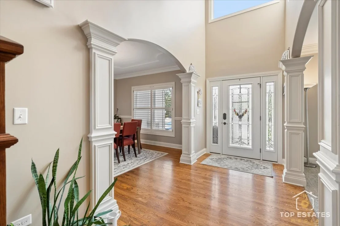 Photo of 385 Andover Drive