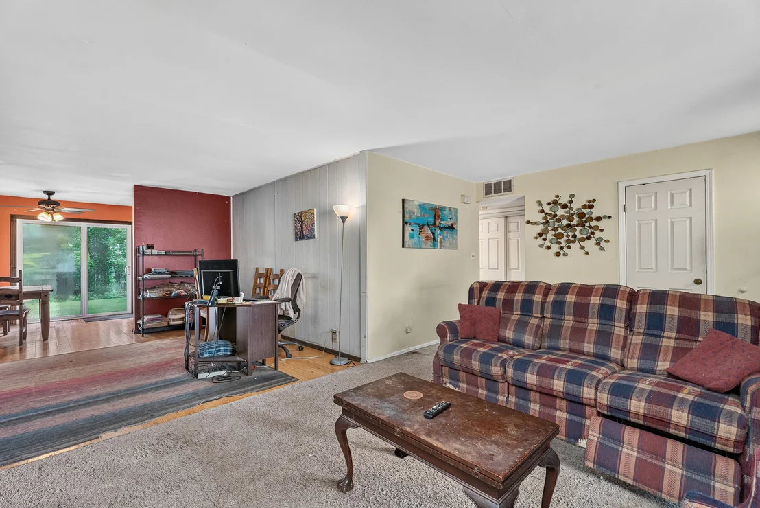 Photo of 140 Tamarack Drive