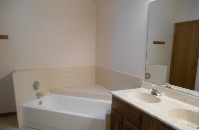 Photo of 513 Bristol Drive