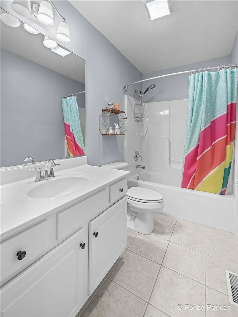 Photo of 647 Bennett Drive