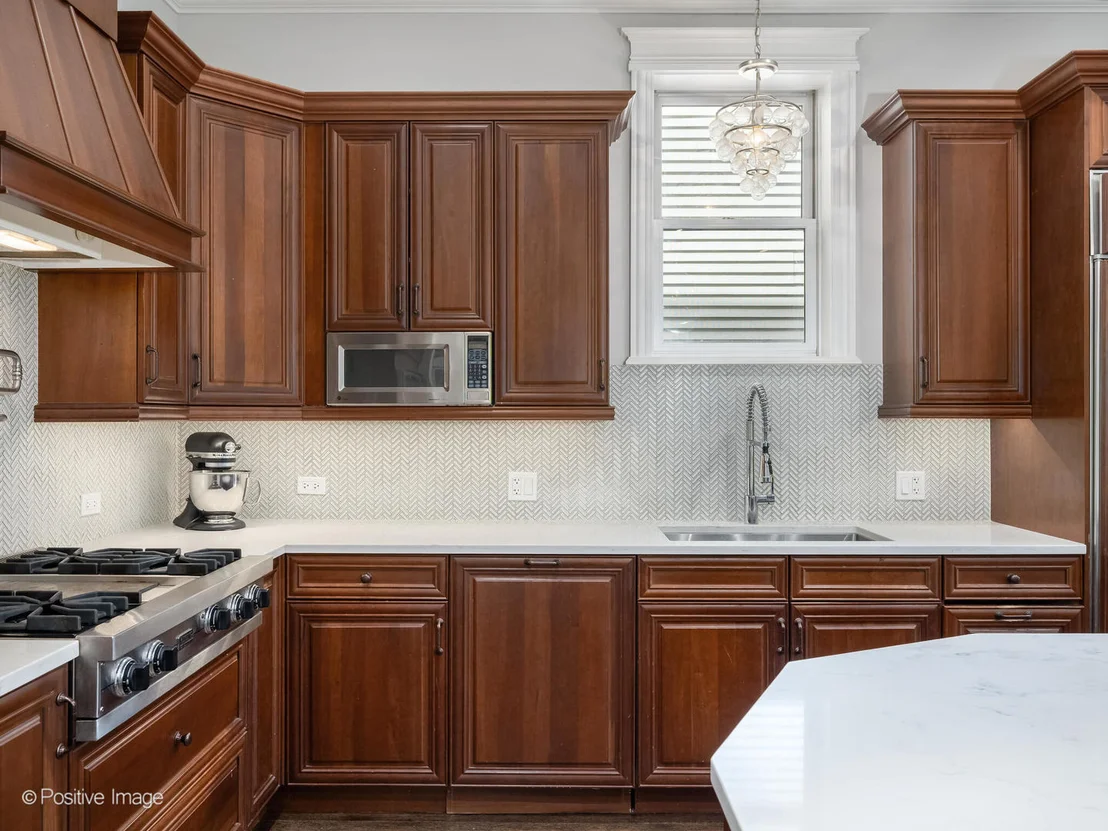 Photo of 1532 W Wolfram Street
