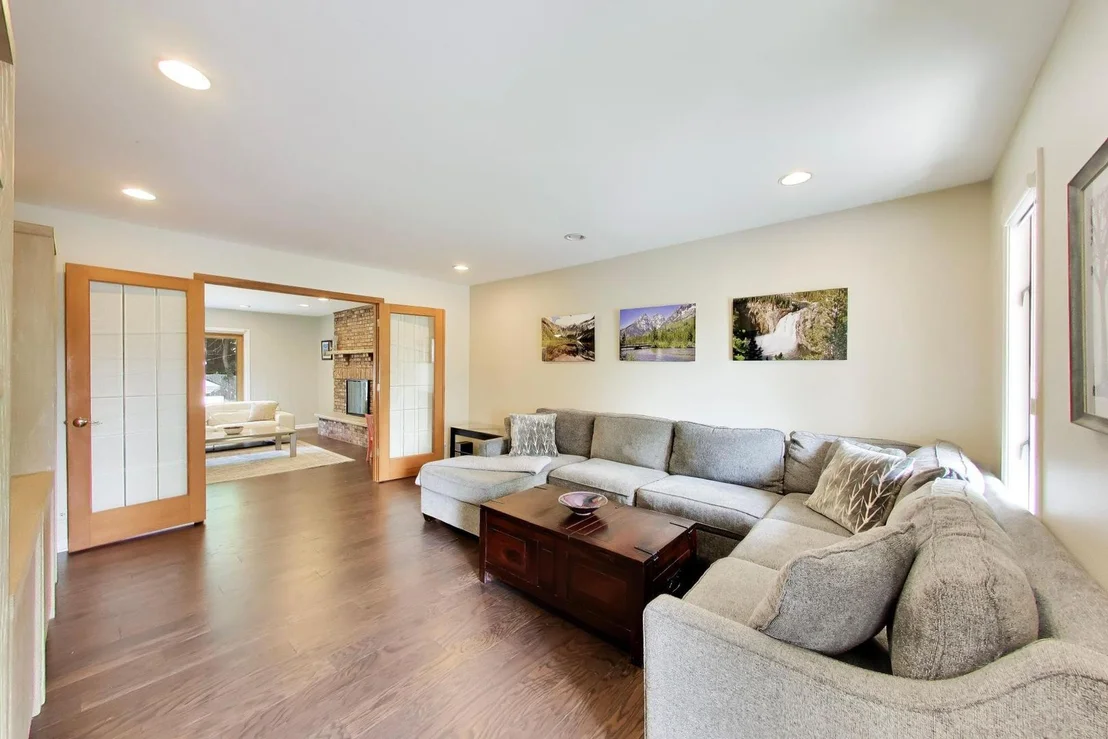 Photo of 802 Wilmot Road