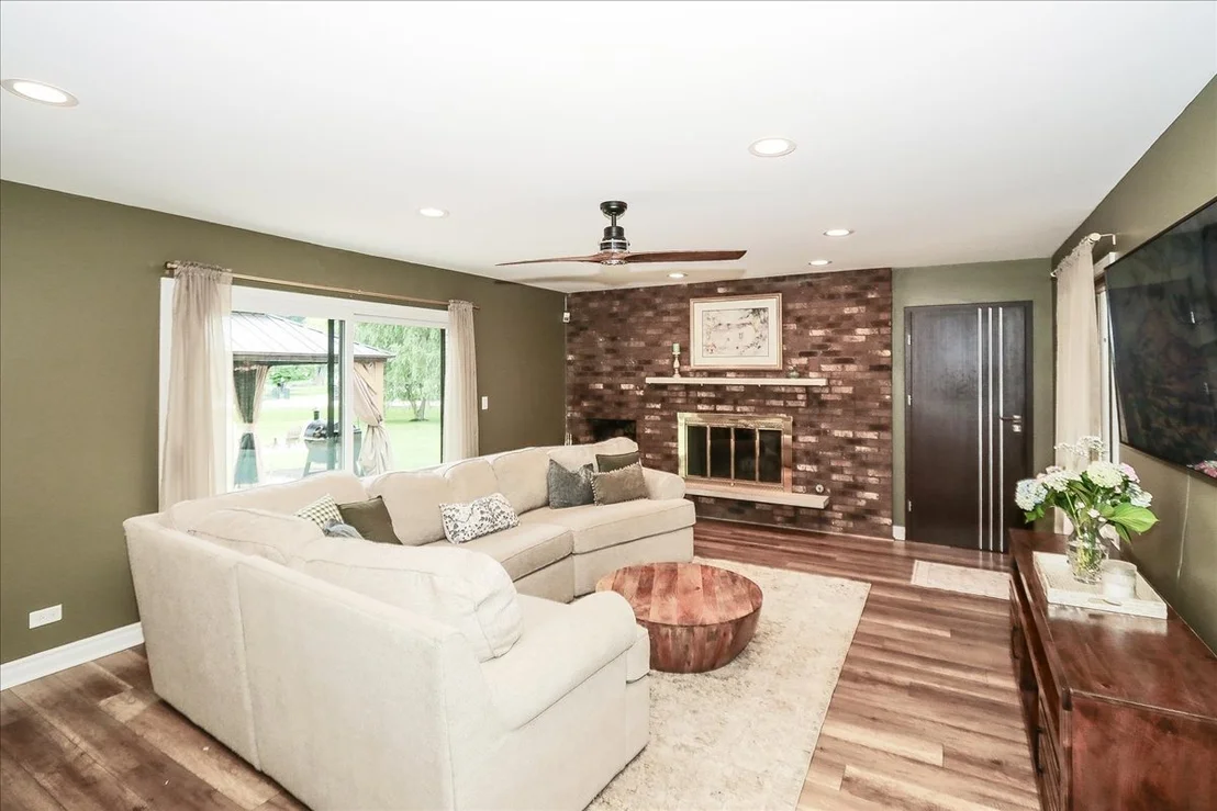 Photo of 33838 N Christa Drive