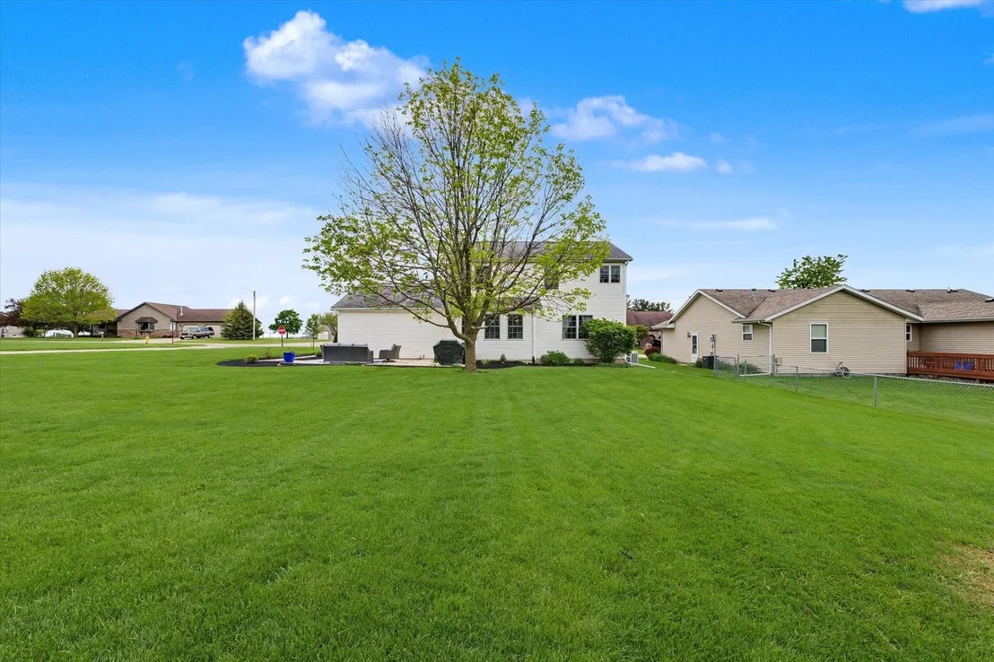 Photo of 359 E Meuser Drive