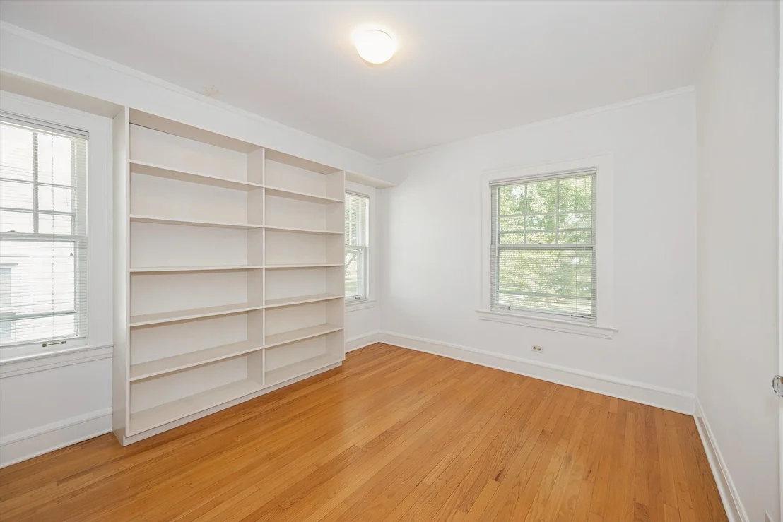 Photo of 1102 Jackson Avenue