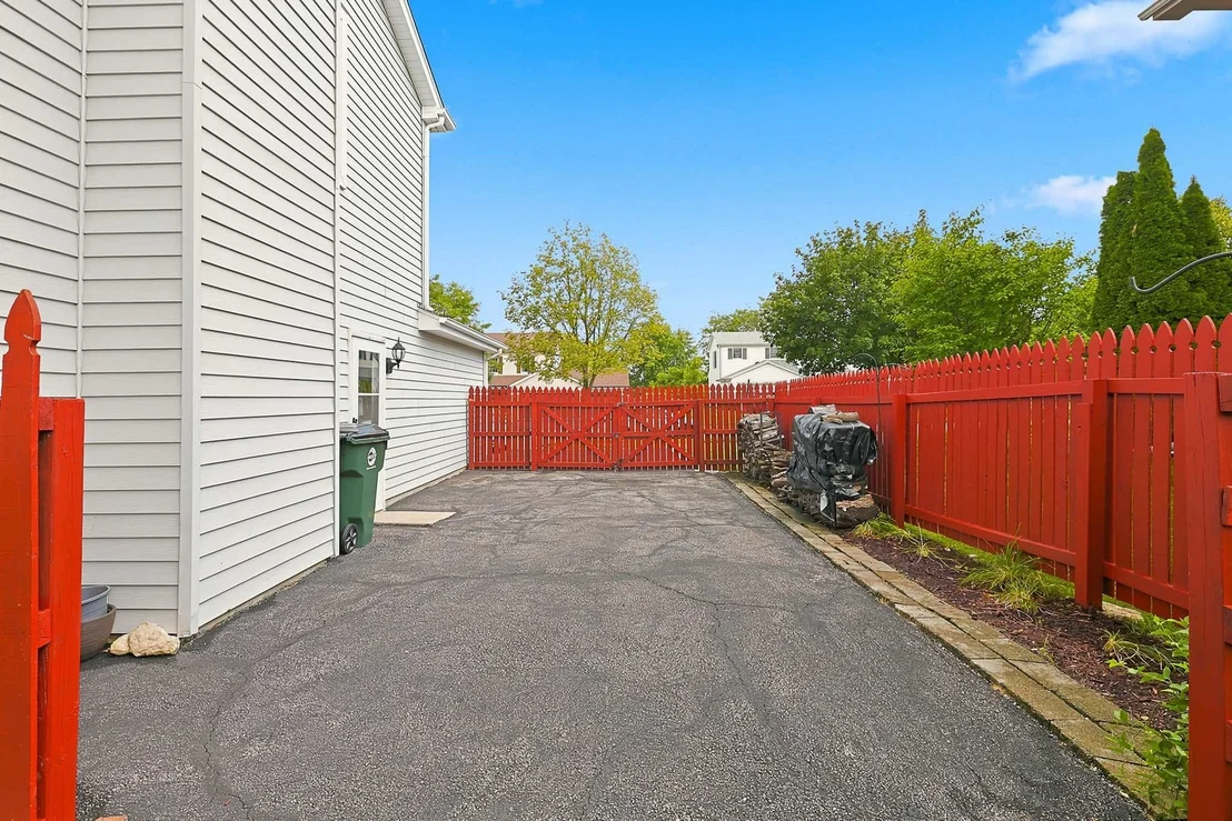 Photo of 820 Southwick Drive