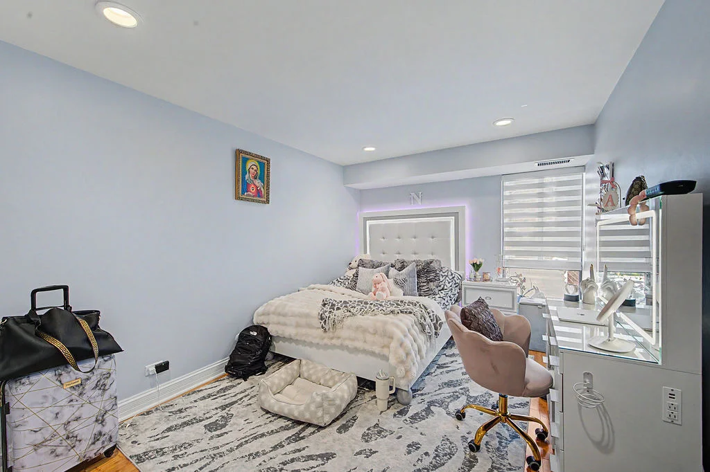 Photo of Unit 210 at 701 FORUM Square