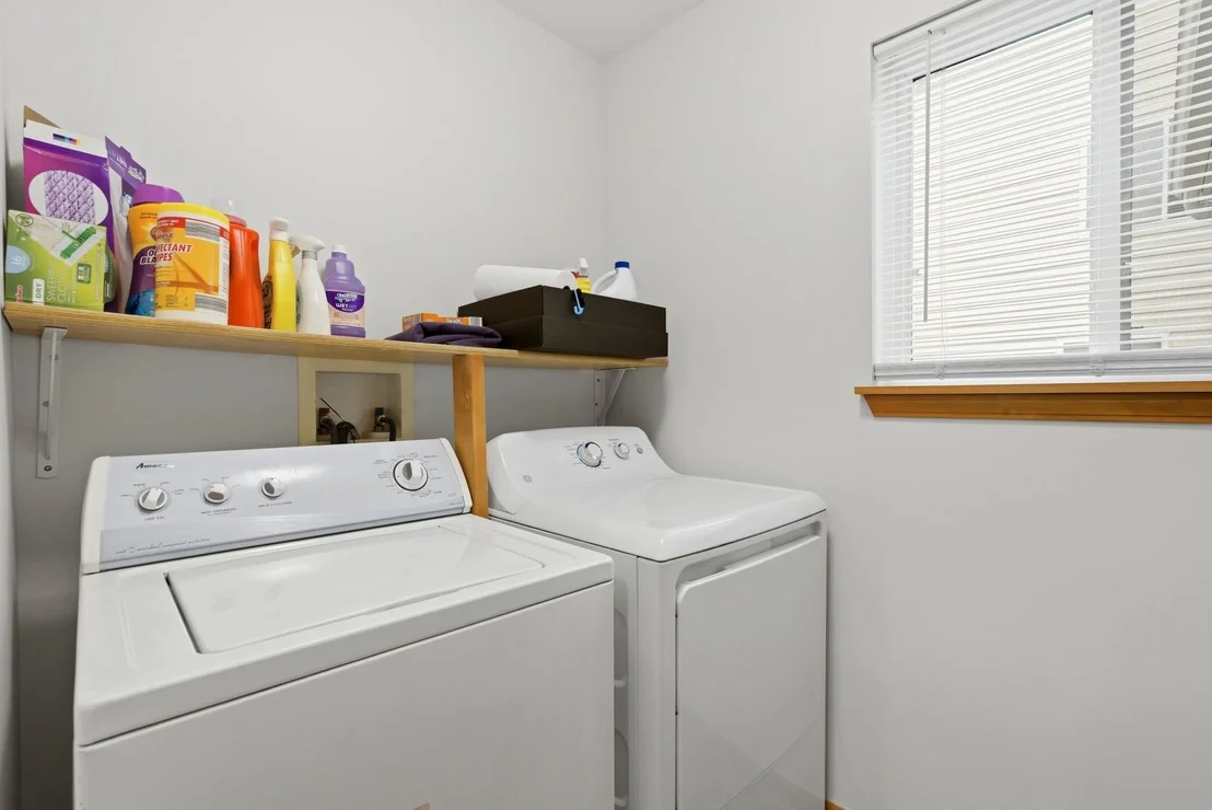 Photo of 2932 Shetland Lane