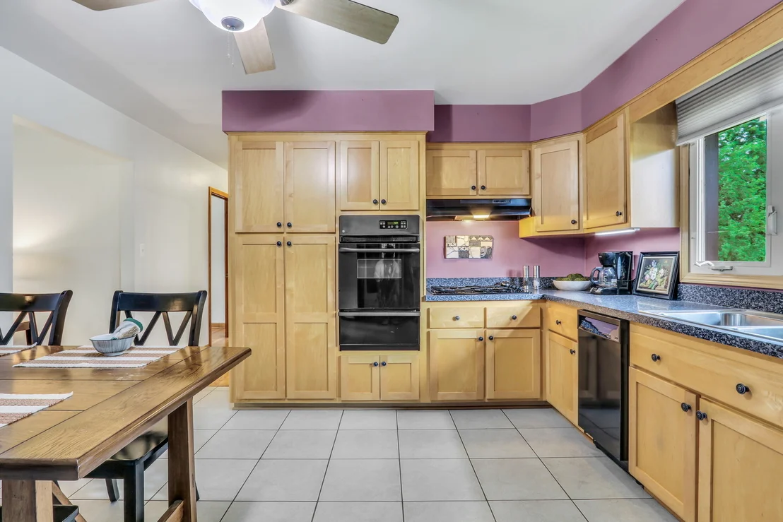 Photo of 2501 S Vaupell Drive