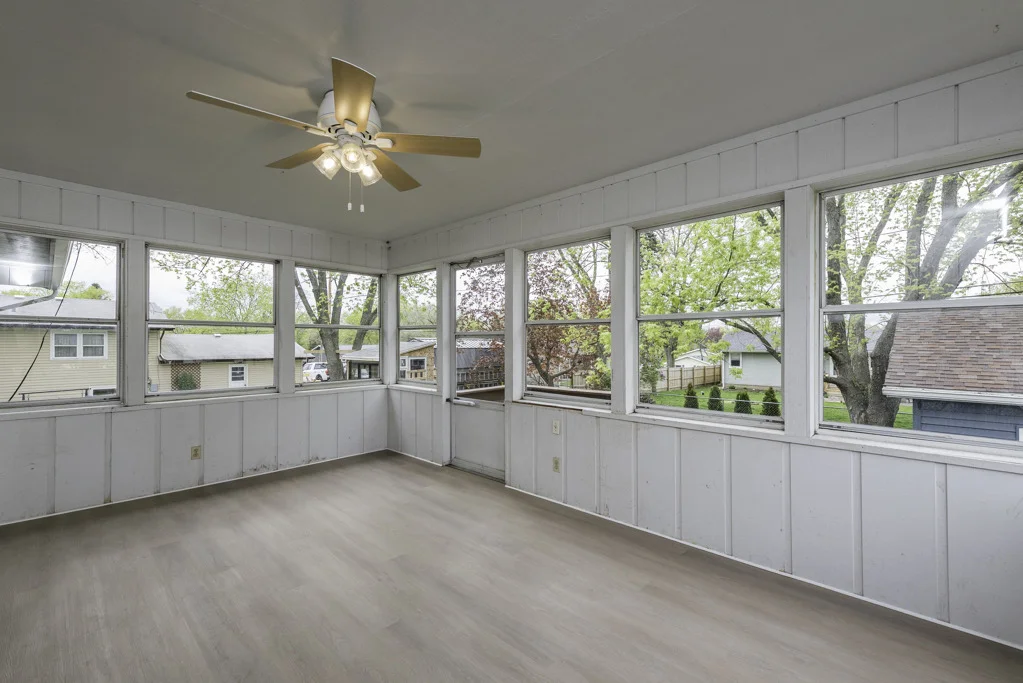 Photo of 1826 Willow Road