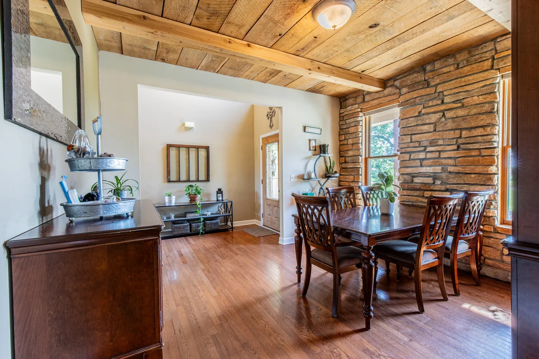Photo of 4040 River Ridge Lane