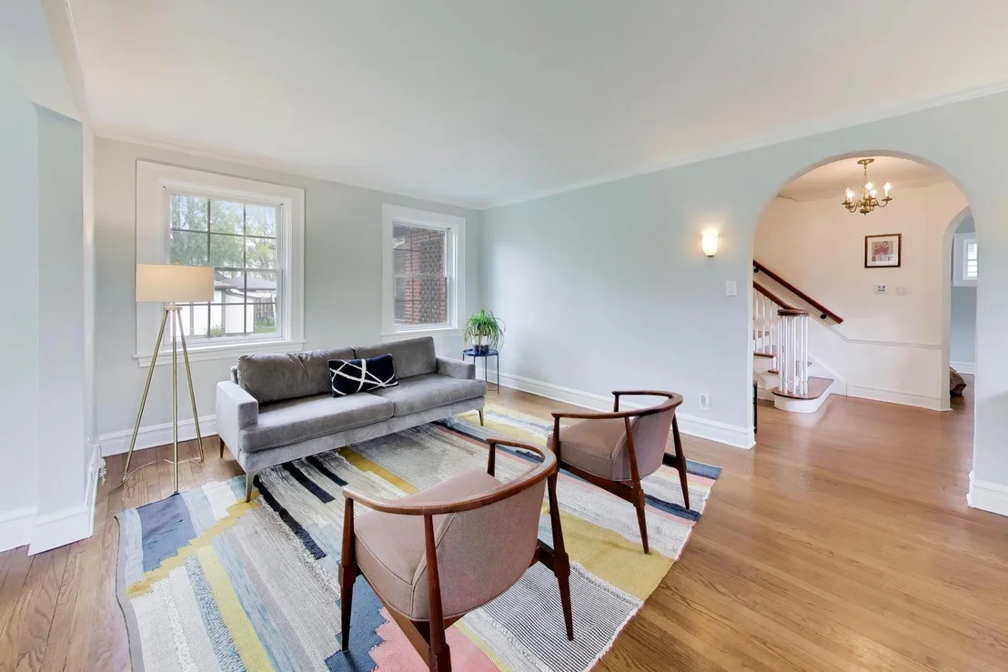 Photo of 1636 Forest Avenue
