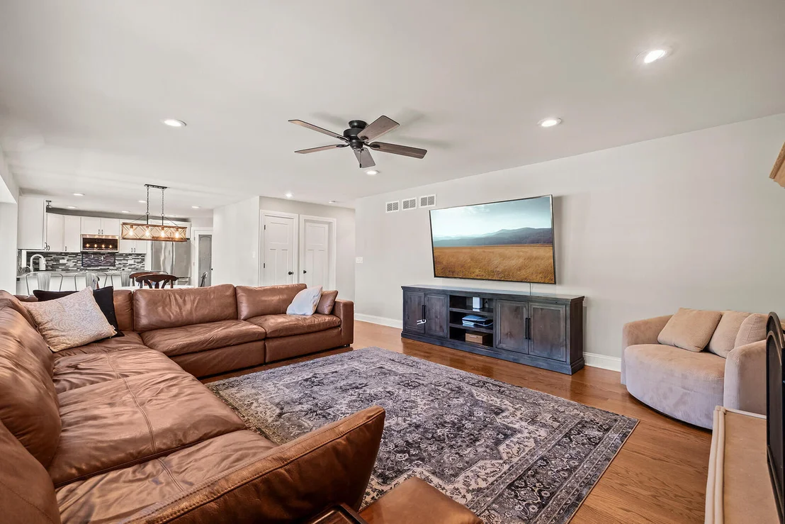 Photo of 8143 Stonegate Drive