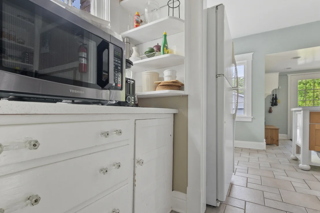Photo of 2114 Cedar Road