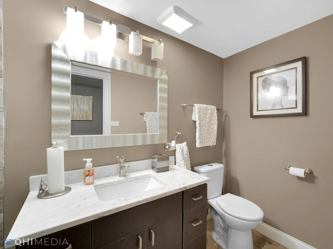 Photo of 2333 Golfview Lane