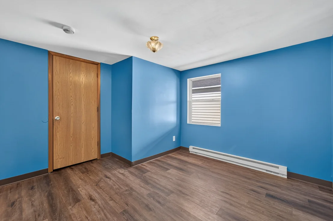 Photo of 216 9th Avenue