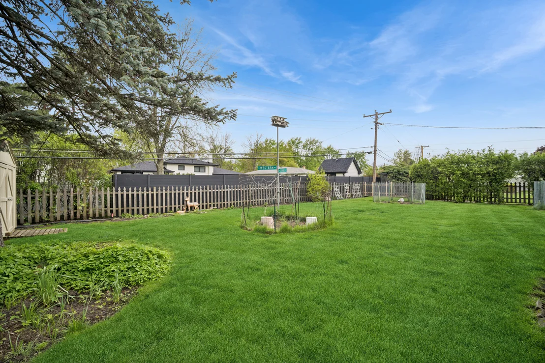 Photo of 484 Springhill Drive