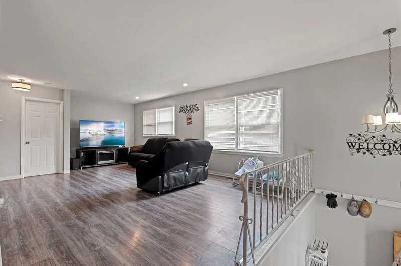 Photo of 1311 Juneway Terrace