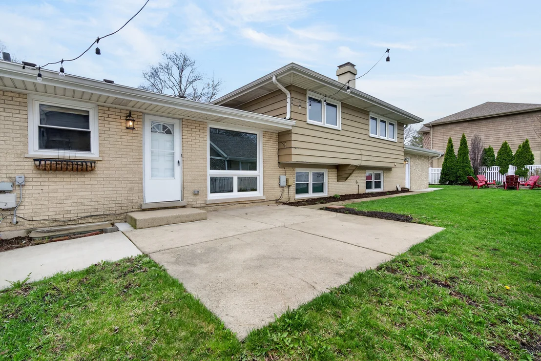 Photo of 720 PRESTON Lane