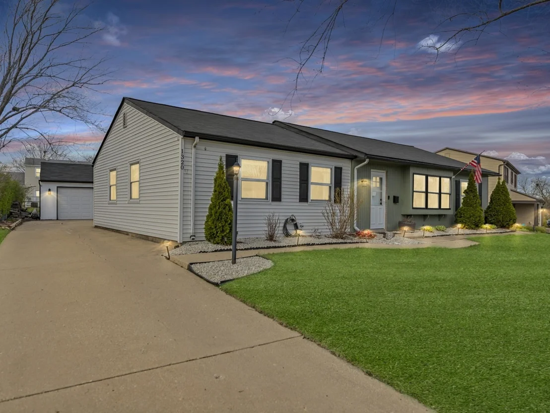 Photo of 1320 Elm Drive