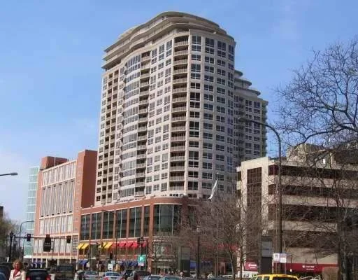 Photo of Unit 1908 at 807 Davis Street