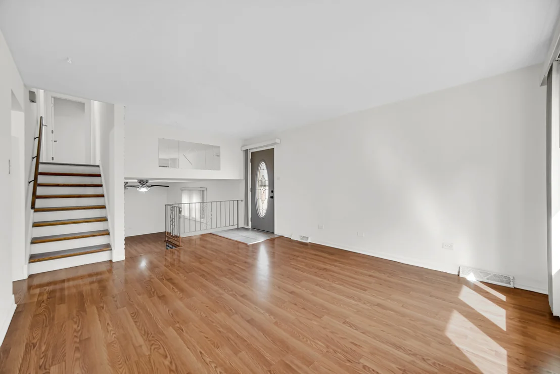 Photo of 7506 W 83rd Place