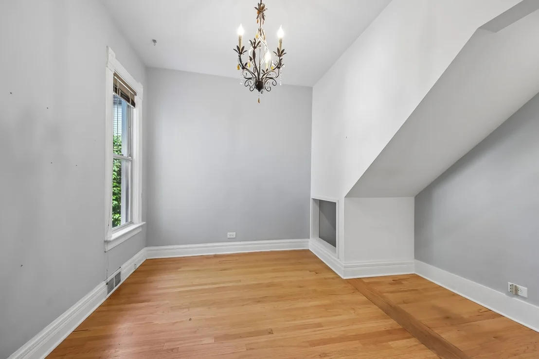 Photo of 537 Ferdinand Avenue