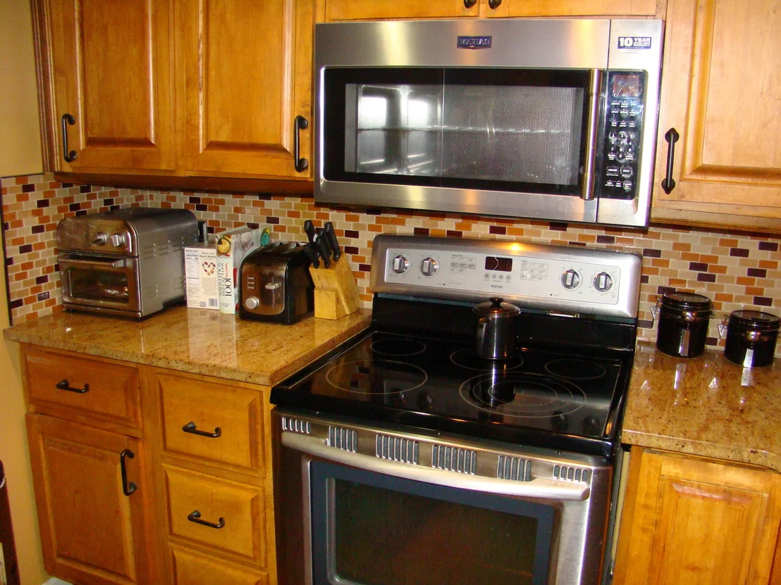 Photo of Unit B202 at 830 Elder Road