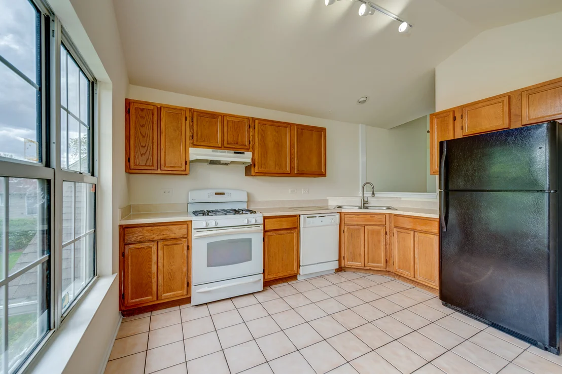 Photo of Unit 2 at 338 Ashford Circle