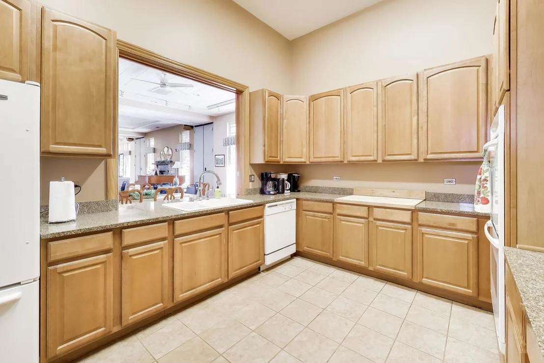 Photo of 2392 Carillon Drive