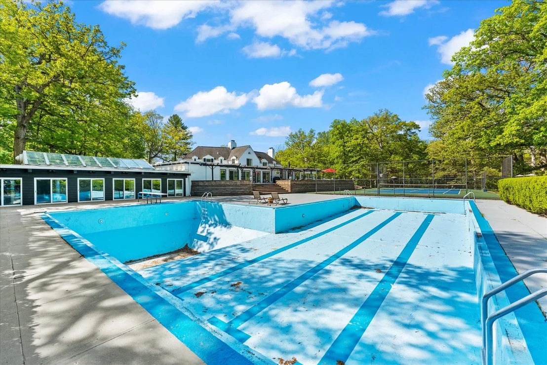 Photo of 27 Hickory Lane