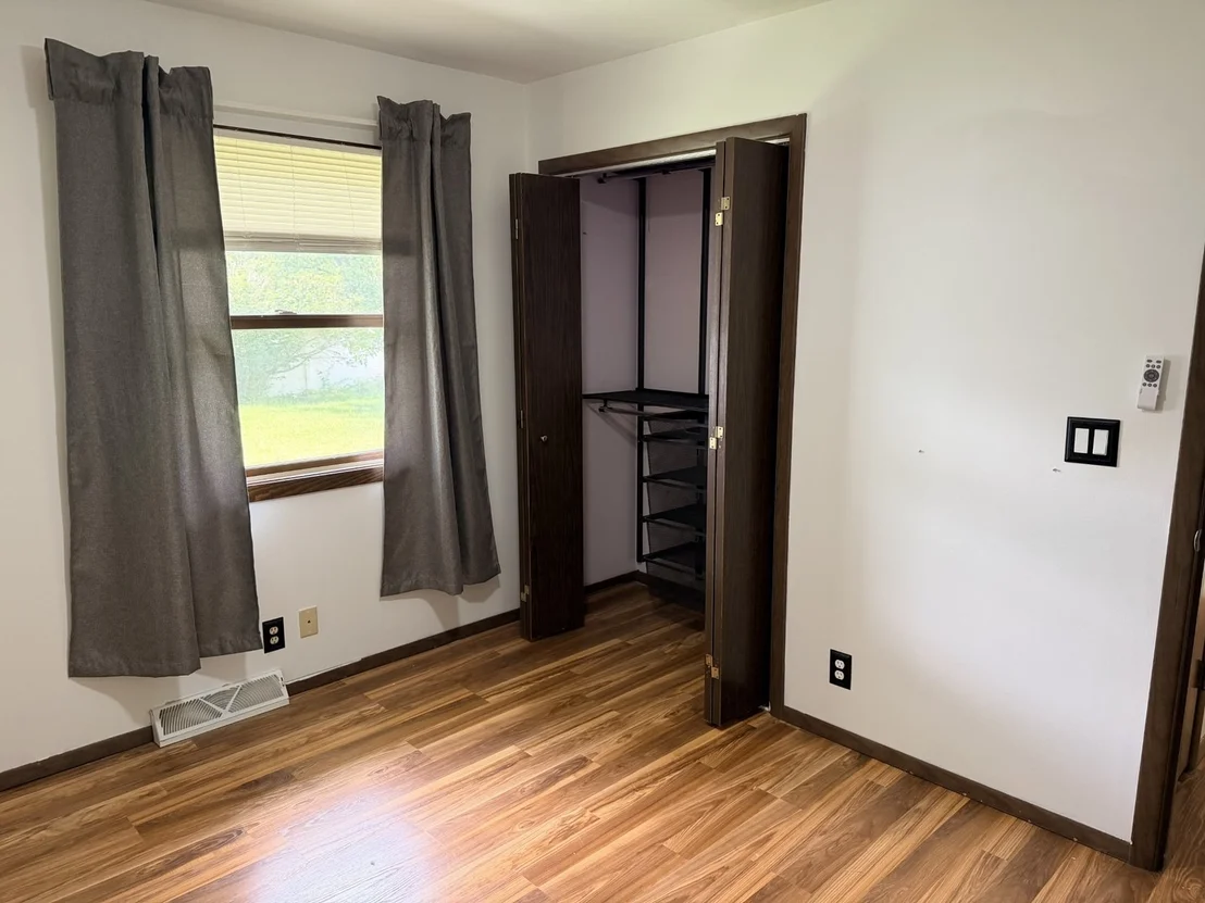 Photo of 833 King Arthur Lane