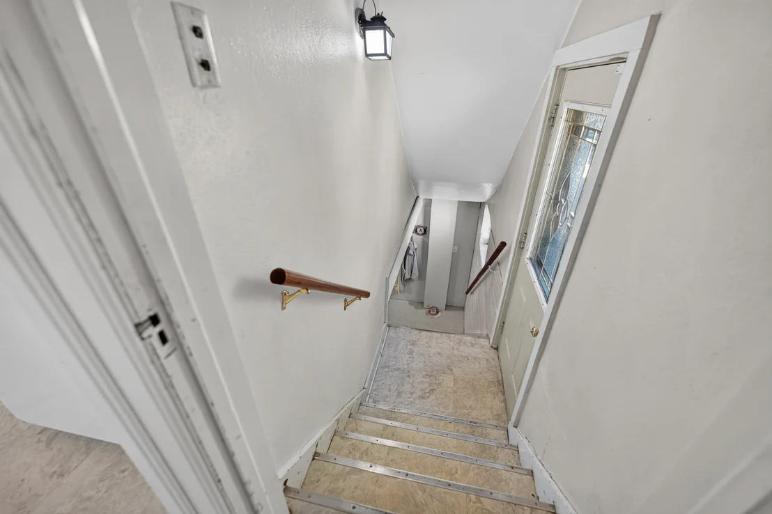 Photo of 623 Robert Avenue