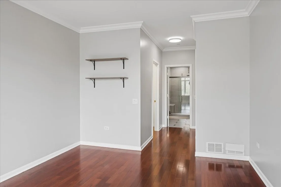 Photo of Unit 207 at 660 McHENRY Road