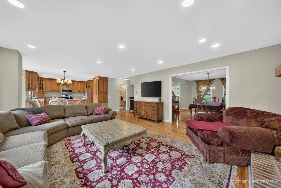 Photo of 5N791 Ravine Drive