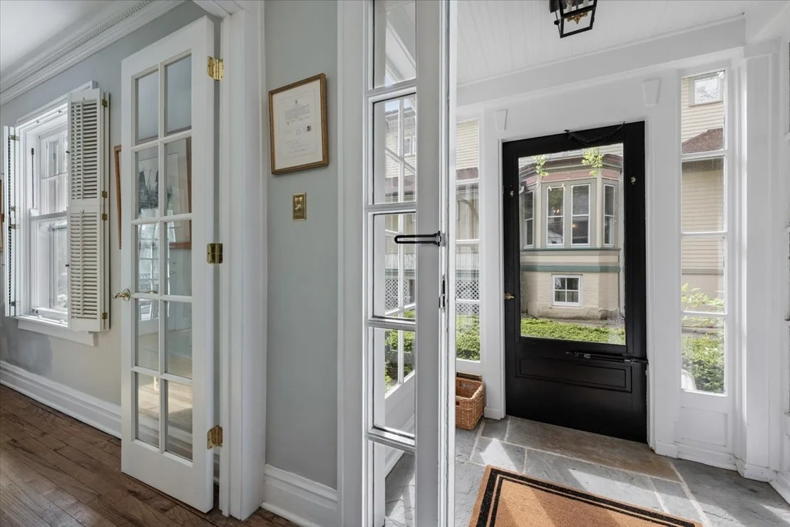 Photo of 2311 Park Place