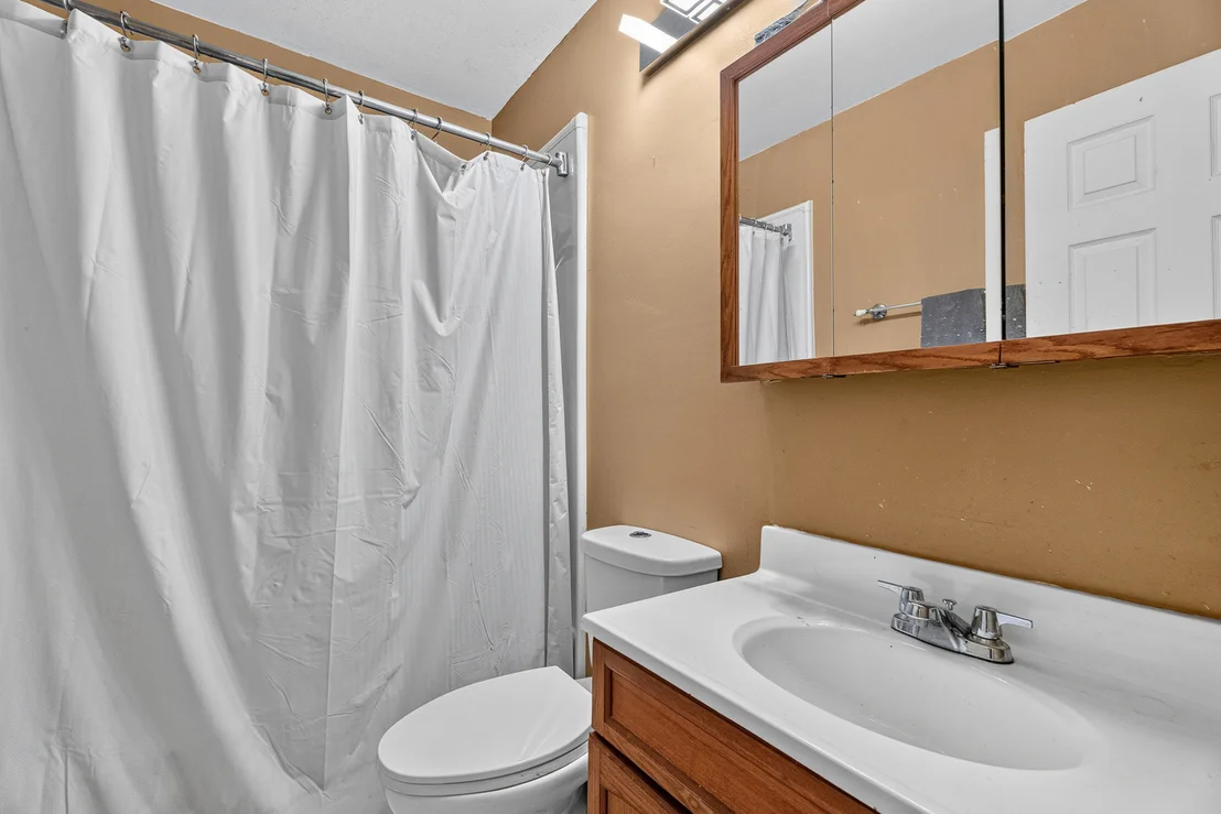 Photo of 140 Tamarack Drive