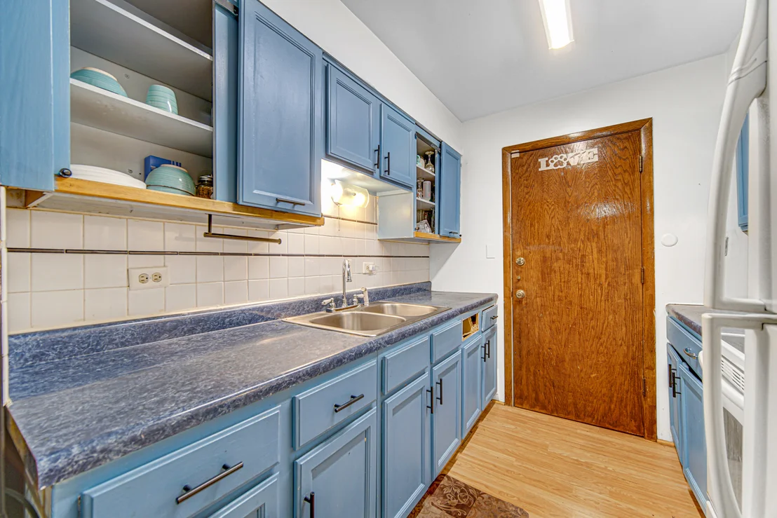 Photo of Unit 7 at 903 Elder Road