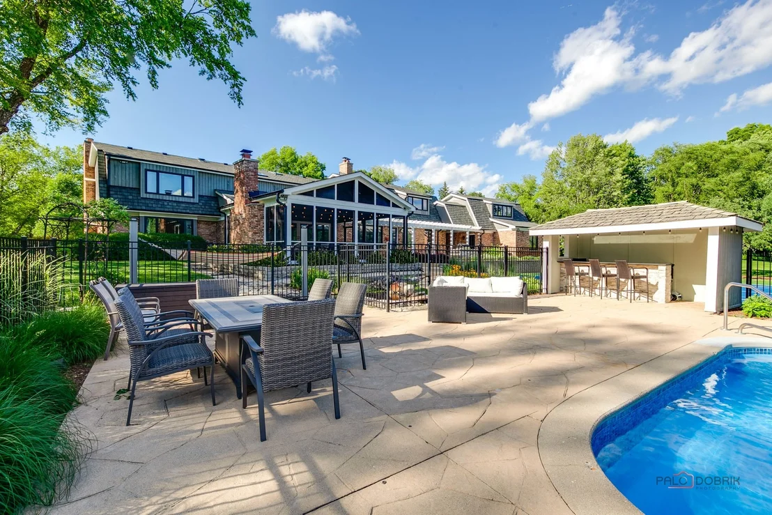 Photo of 1685 Clover Drive