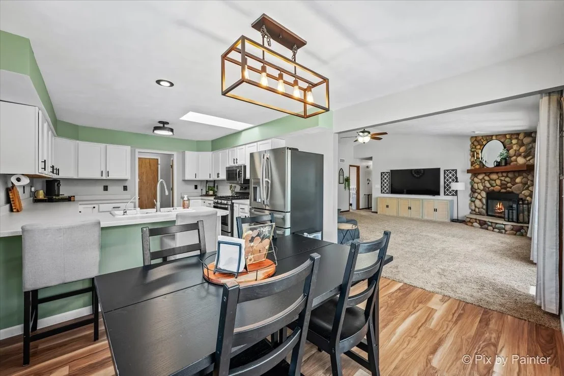 Photo of 7585 Derby Close