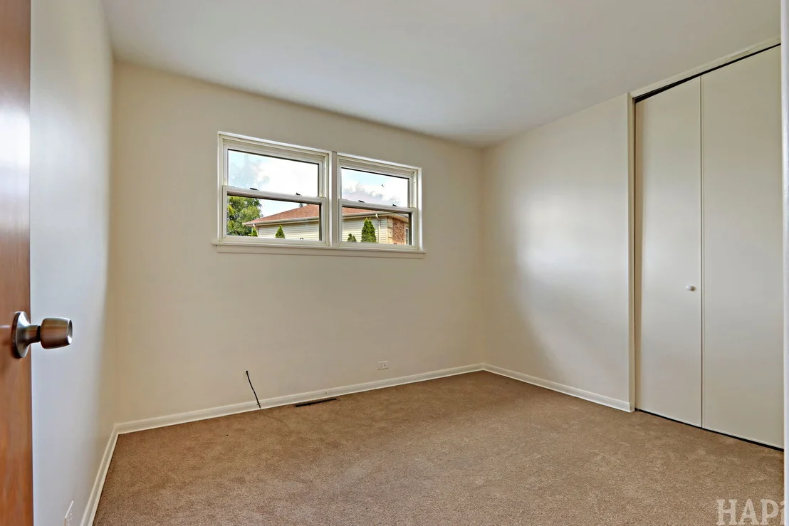 Photo of 412 Warren Road