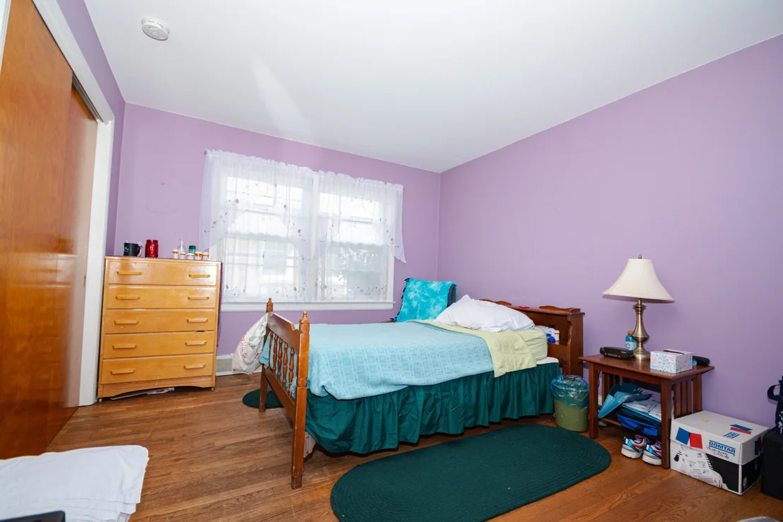 Photo of 22 GALE Avenue