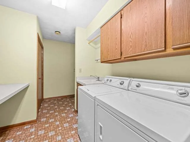 Photo of 1633 N Sauk Trail