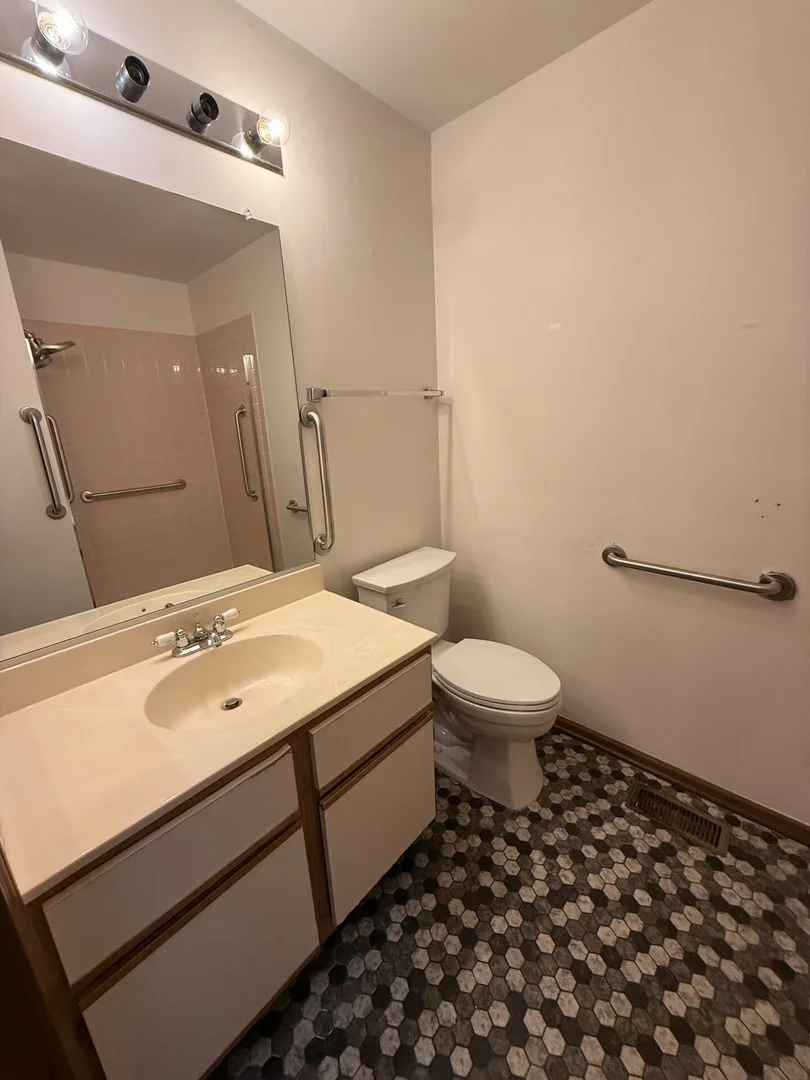 Photo of 21070 W Hazelnut Lane