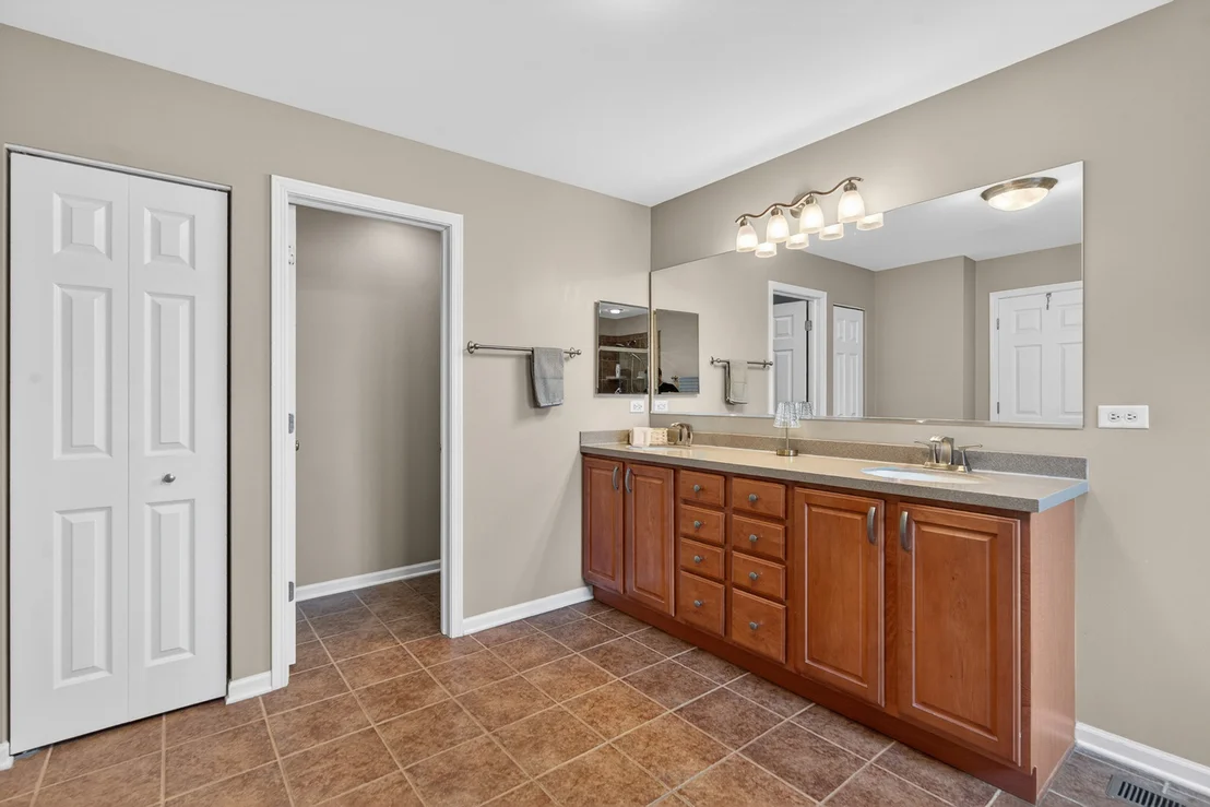 Photo of 3350 Moraine Drive