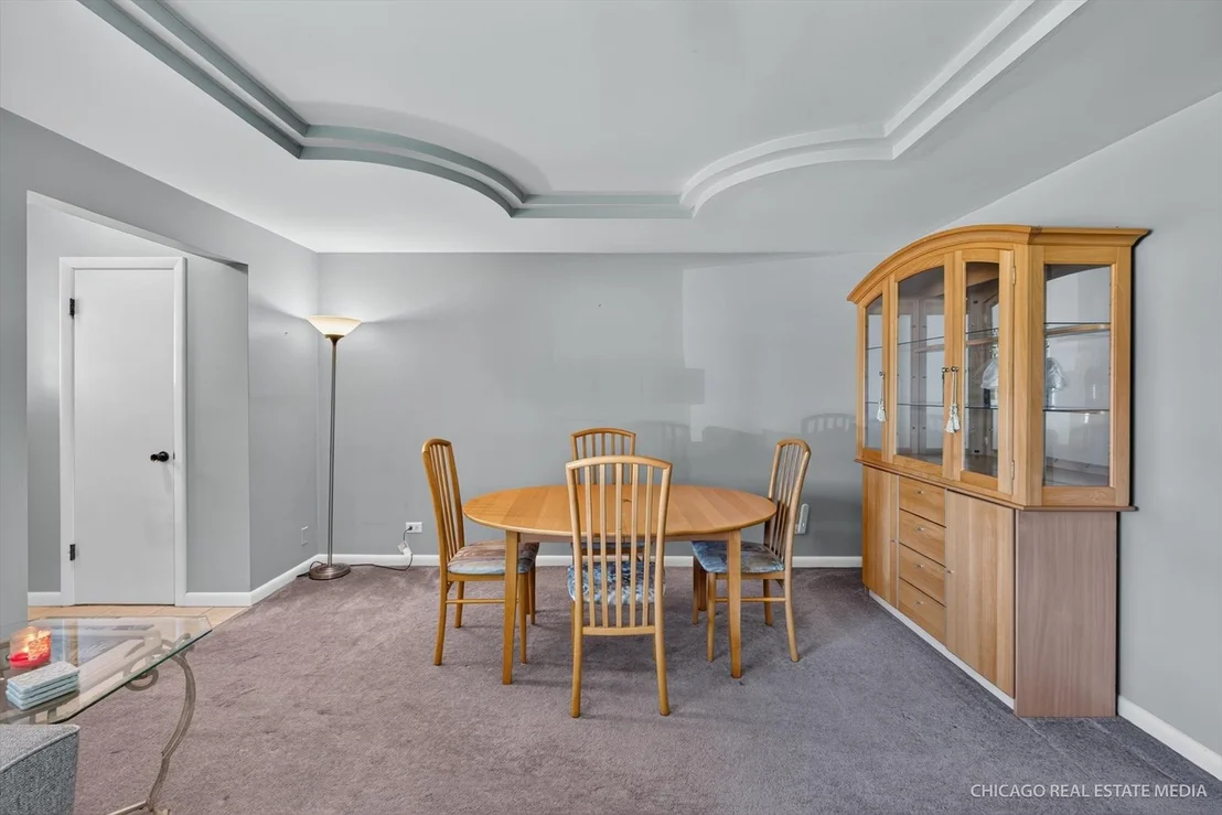 Photo of 465 N Shady Oaks Drive